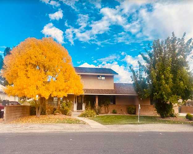 3433 Mulberry DR St George, UT 84790