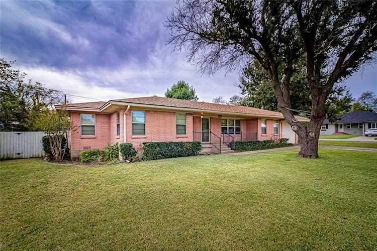 903 Woodleigh Drive Mckinney, TX 75069