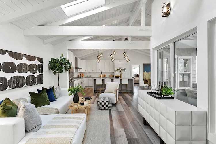 702 1/2 Acacia Ave Corona Del Mar, CA 92625