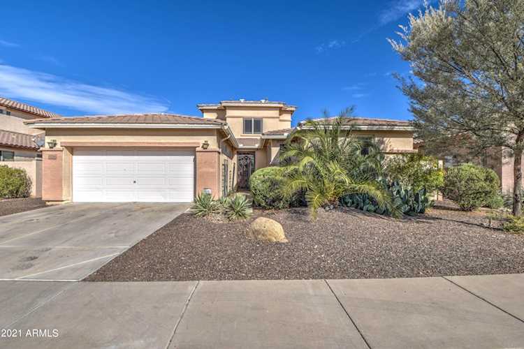 5324 W Winston Drive Laveen, AZ 85339