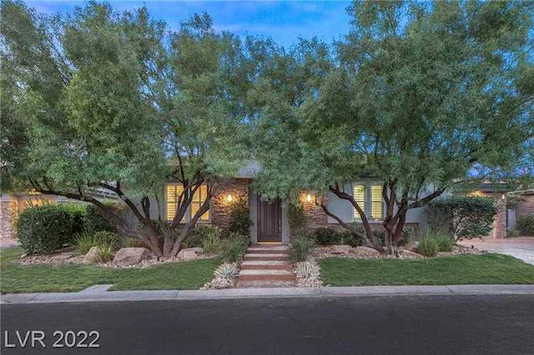 25 Cross Ridge St Las Vegas, NV 89135