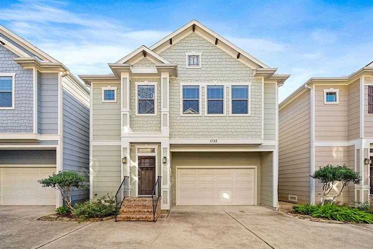 1732 W 25th St Houston, TX 77008