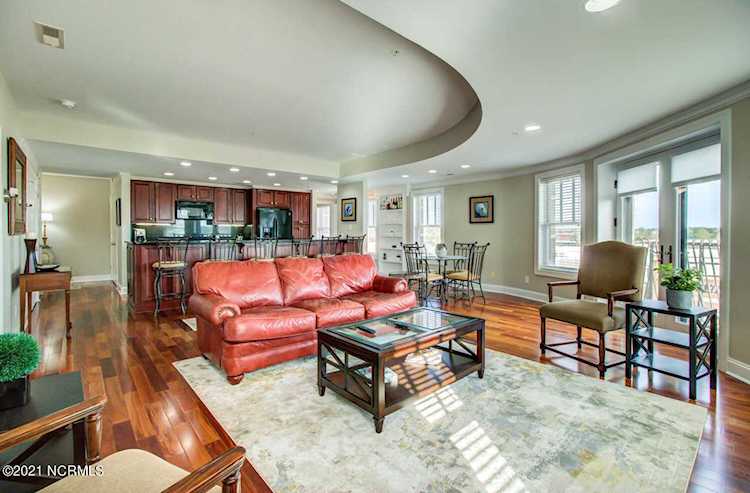 6831 Main Street Wilmington, NC 28405