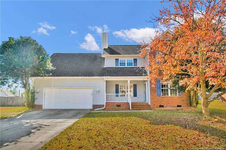 126 Arbor Dr Raeford, NC 28376