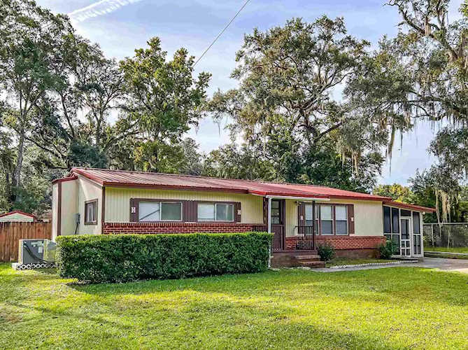 2011 Longview Dr Tallahassee, FL 32303