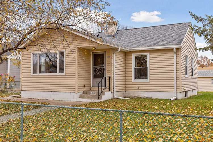 Minneapolis Holland | MLS 6123543 | 2547 Madison Street NE | Zip Code 55418 Photo 1