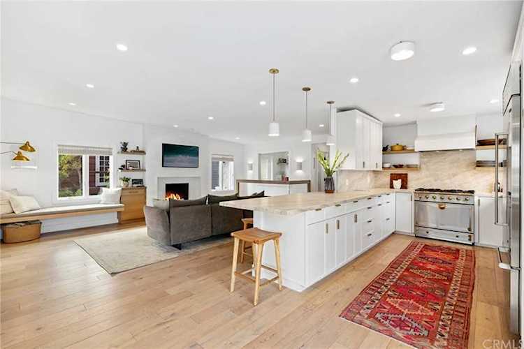 1275 Dunning Laguna Beach, CA 92651
