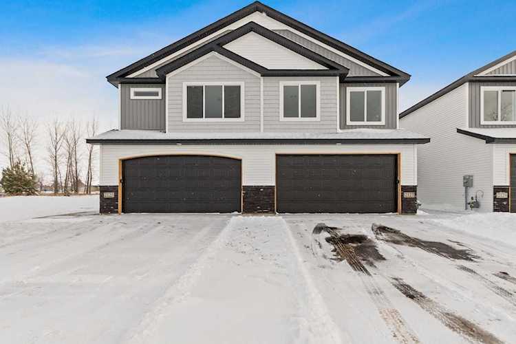 2103 Cleveland Lane S Cambridge, MN 55008