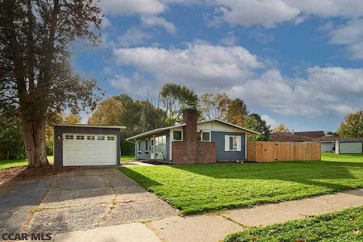 1336 Allen Street S State College, PA 16801