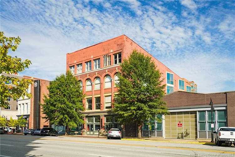 309 E Market St Louisville, KY 40202