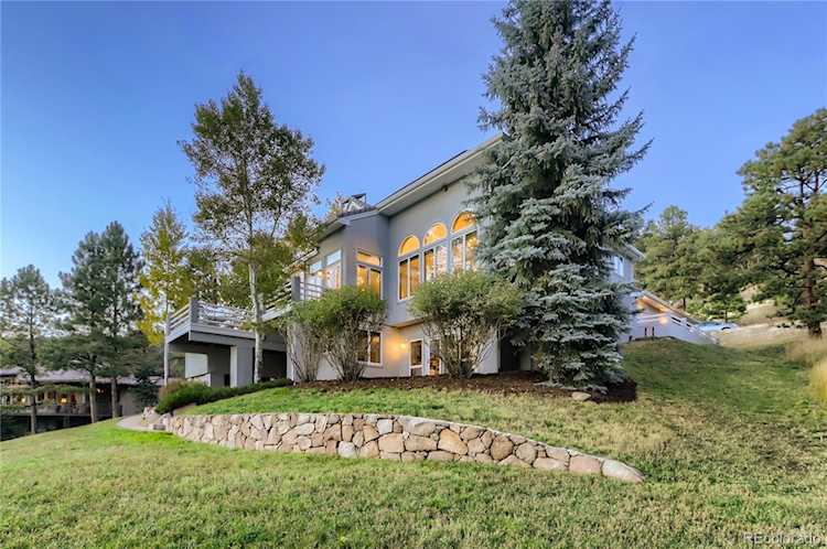 24768 Foothills Dr Golden, CO 80401