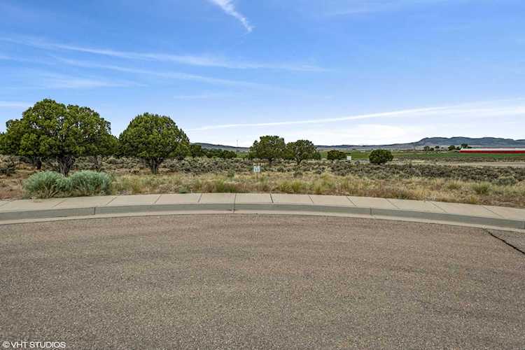 1556 W Pinion #11 Parowan, UT 84761