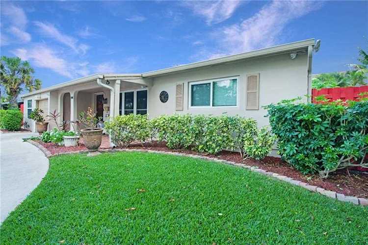 308 SE 8th Ave Deerfield Beach, FL 33441