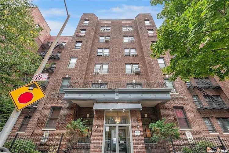 8812 Elmhurst Avenue #3E Elmhurst, NY 11373 | MLS 3358852 Photo 1