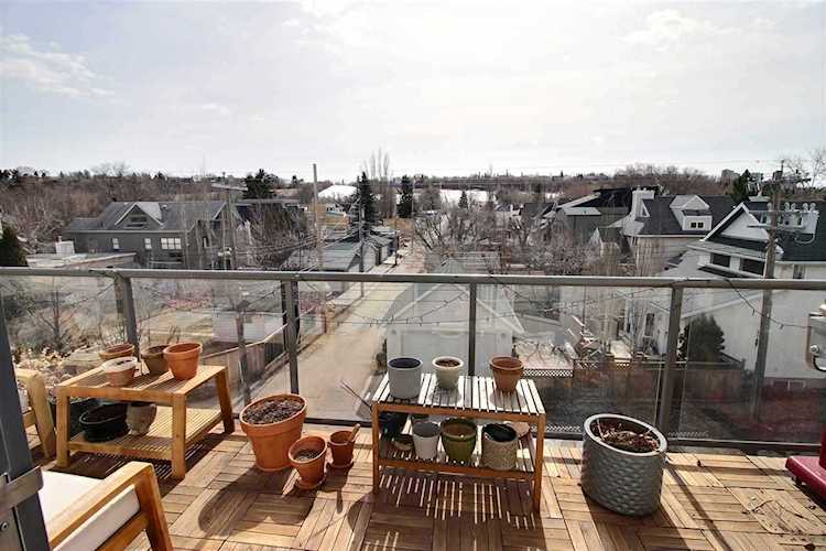# 301 9603 98 Avenue Edmonton, AB T6C 2E2