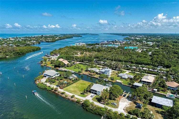 2030 Gasparilla Dr Placida, FL 33946