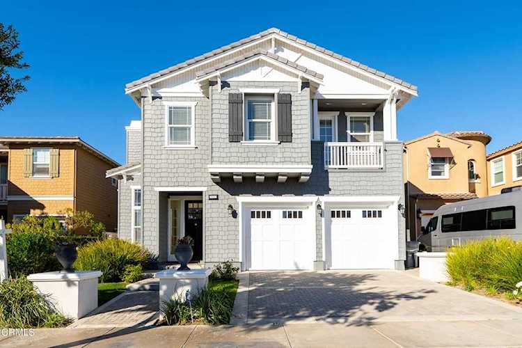 3957 W Hemlock St Oxnard, CA 93035