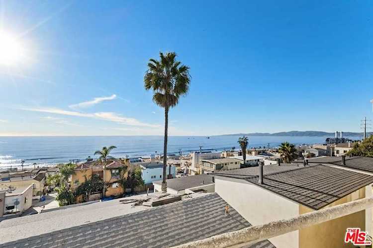 4113 Crest Dr Manhattan Beach, CA 90266