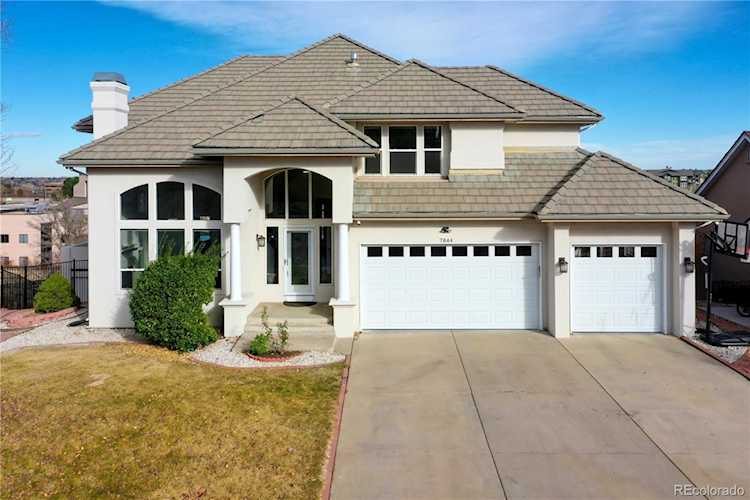 7844 W Oxford Circle Lakewood, CO 80235