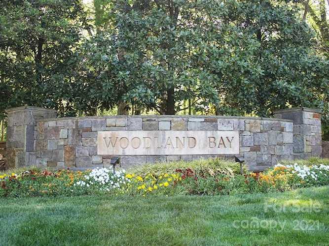7005 Lakeside Point Dr Belmont, NC 28012