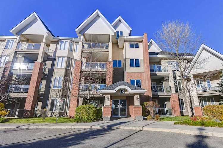 15 Everstone Dr SW #165 Calgary, AB T2Y 5B5