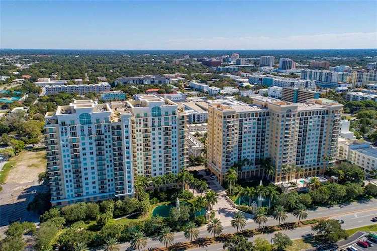 750 N Tamiami Trl #1011 Sarasota, FL 34236