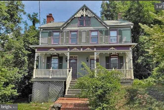 21 West C St Brunswick, MD 21716 | MLS MDFR2008792 Photo 1