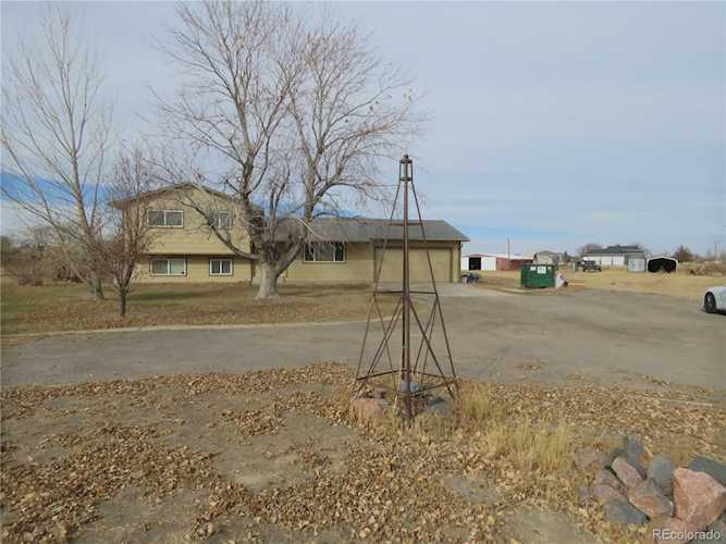 12815 Lanewood St Commerce City, CO 80022