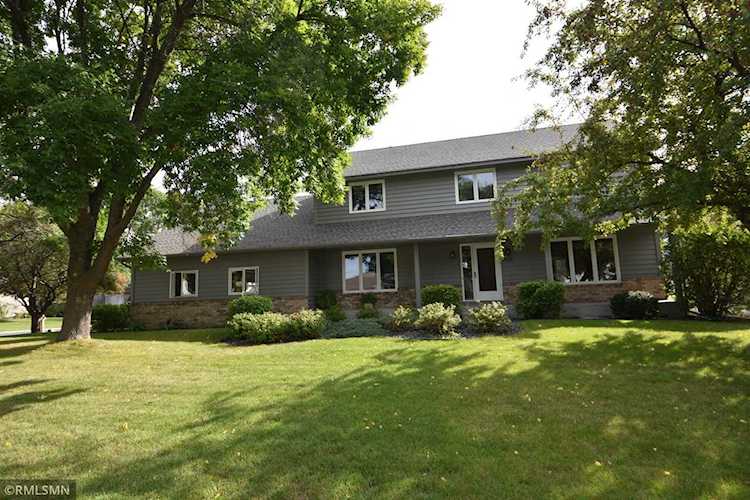 8336 Niagara Lane N Maple Grove, MN 55311