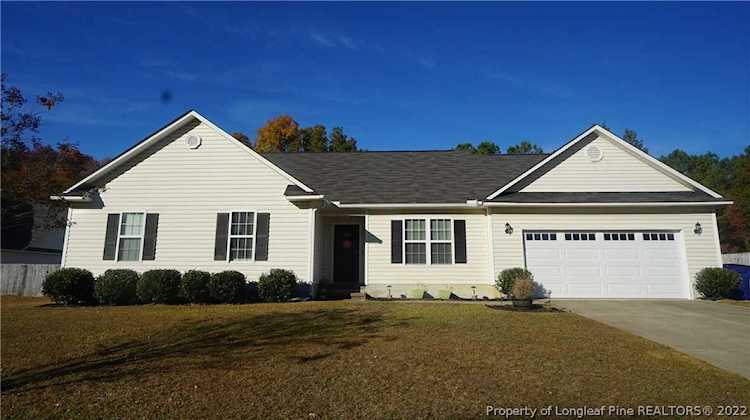 129 Smokey Mountain Dr Raeford, NC 28376