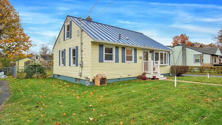 25 Forest St Burlington, VT 05408