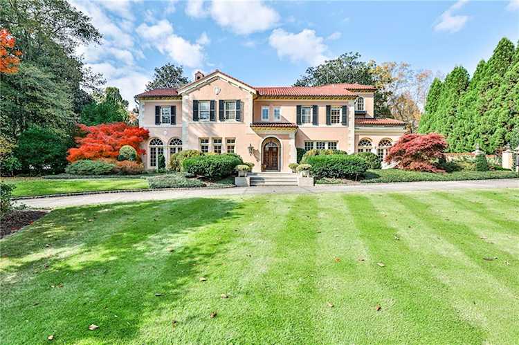 15 Cherokee Rd NW Atlanta, GA 30305