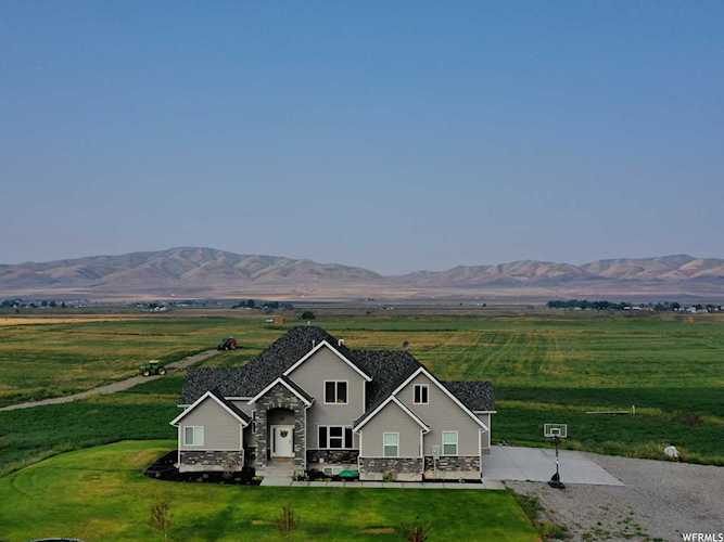 17533 N 4400 W Fielding, UT 84311