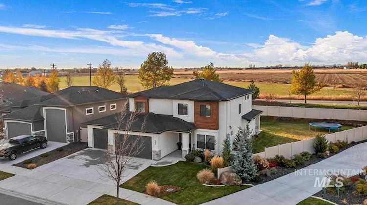445 E Merino St Kuna, ID 83634