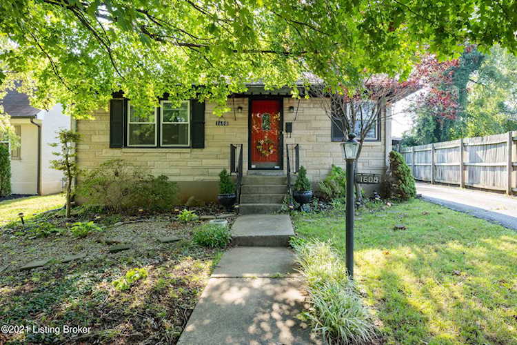 1608 Deer Park Ave Louisville, KY 40205
