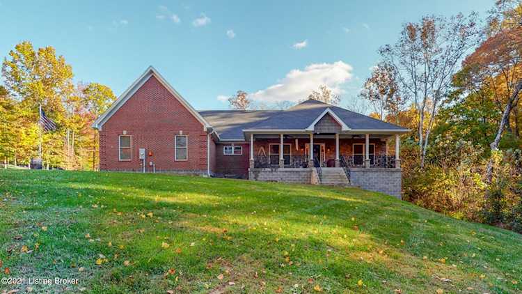229 E Big Country E Shepherdsville, KY 40165