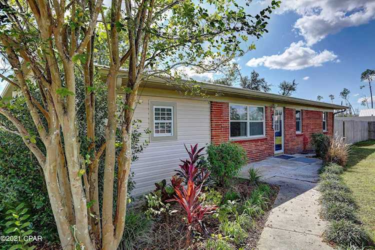 6324 Knollwood St Youngstown, FL 32466