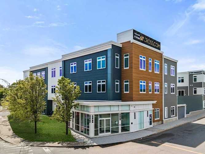 60 Cross St E. #203 Somerville, MA 02145