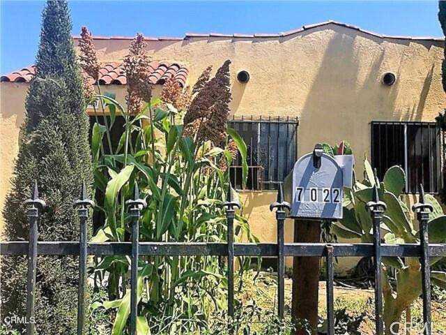 7022 Estrella Ave Los Angeles, CA 90044