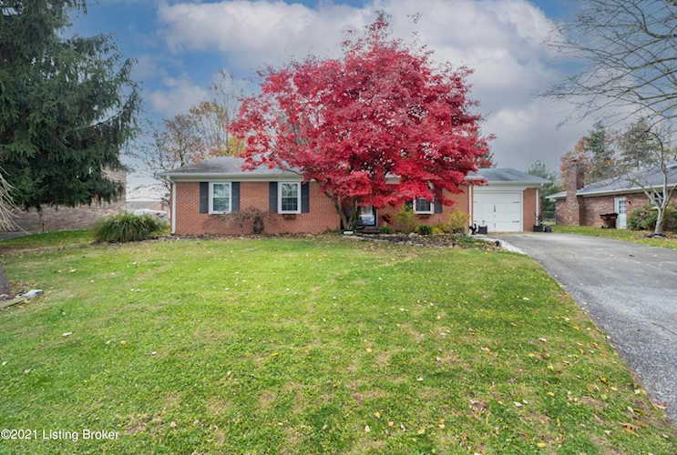 444 Quail Run Rd Versailles, KY 40383