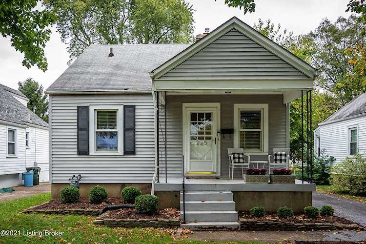 225 Clover Ln, Louisville, KY 40207 - Saint Matthews $225,000 Photo 1
