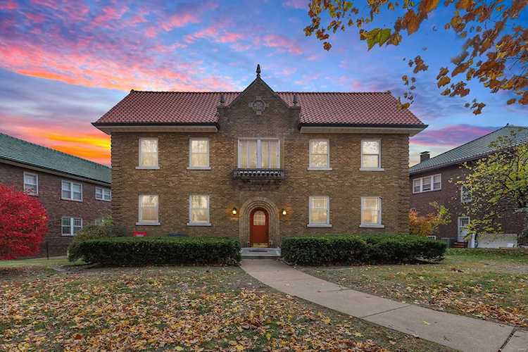 7728 Shirley Dr Clayton, MO 63105
