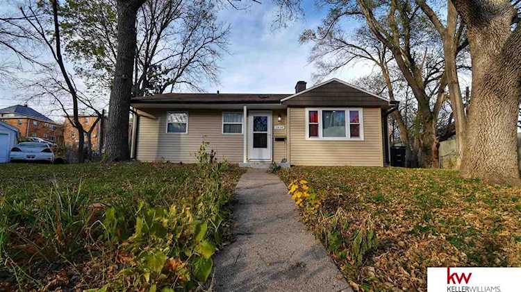 1818 Mayfield Ave Omaha, NE 68104