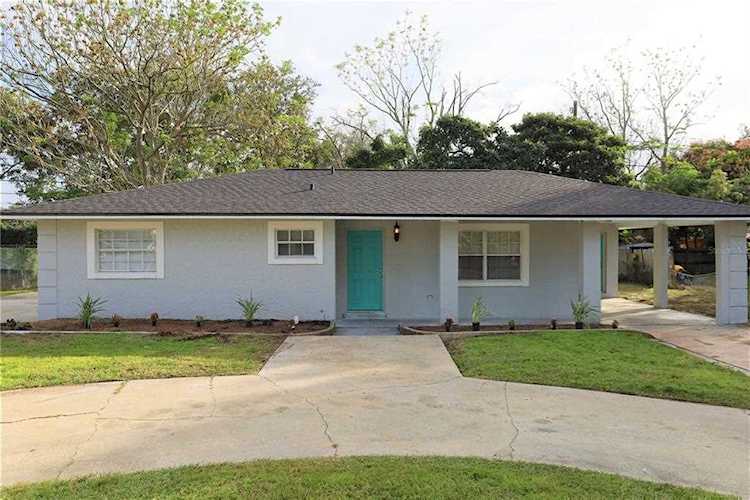 2442 Lilly St Lake Wales, FL 33898