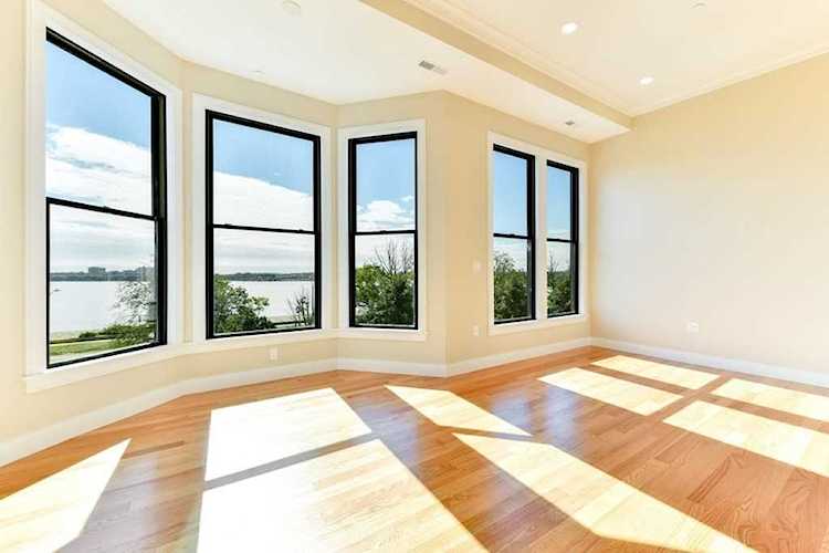 1428 Columbia #1 Boston, MA 02127