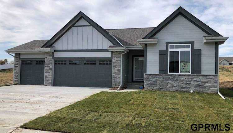 12106 Quail Dr Bellevue, NE 68123