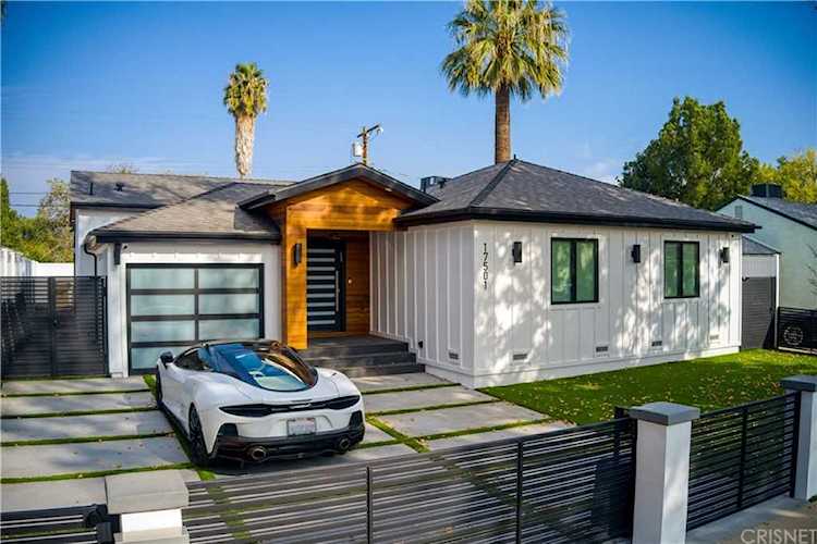17501 Emelita St Encino, CA 91316