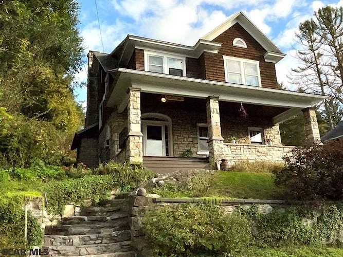 342 Pine Street Bellefonte, PA 16823 | home for sale | KBB Photo 1
