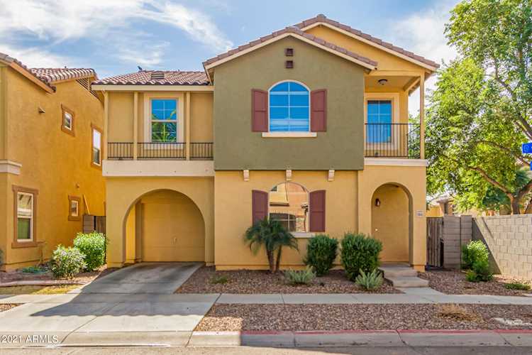 7845 W Pipestone Place Phoenix, AZ 85035
