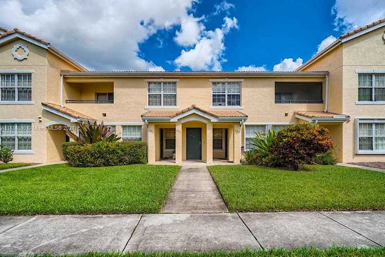 130 SW Peacock #16-205 Port St. Lucie, FL 34986